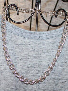 Sarah Coventry Chunky Silver Tone Link Necklace Textured Diamond Cut Choker